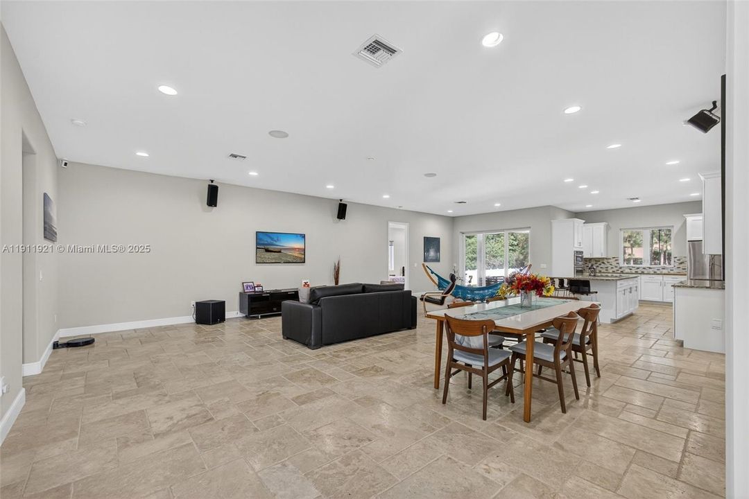 For Sale: $1,450,000 (4 beds, 3 baths, 3231 Square Feet)