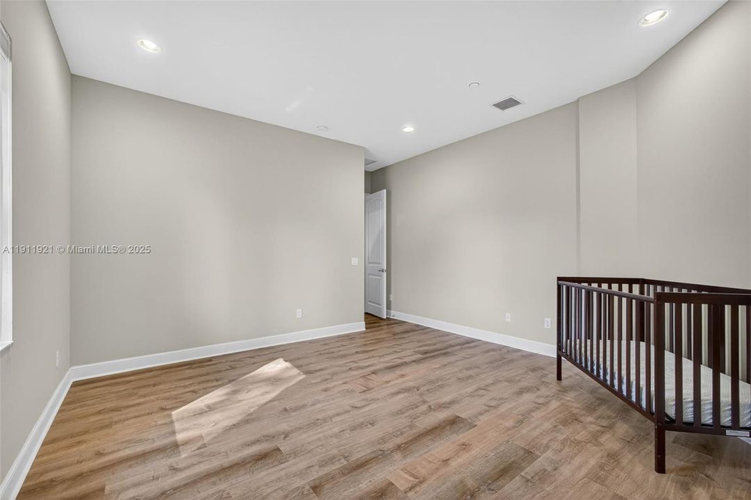 For Sale: $1,450,000 (4 beds, 3 baths, 3231 Square Feet)