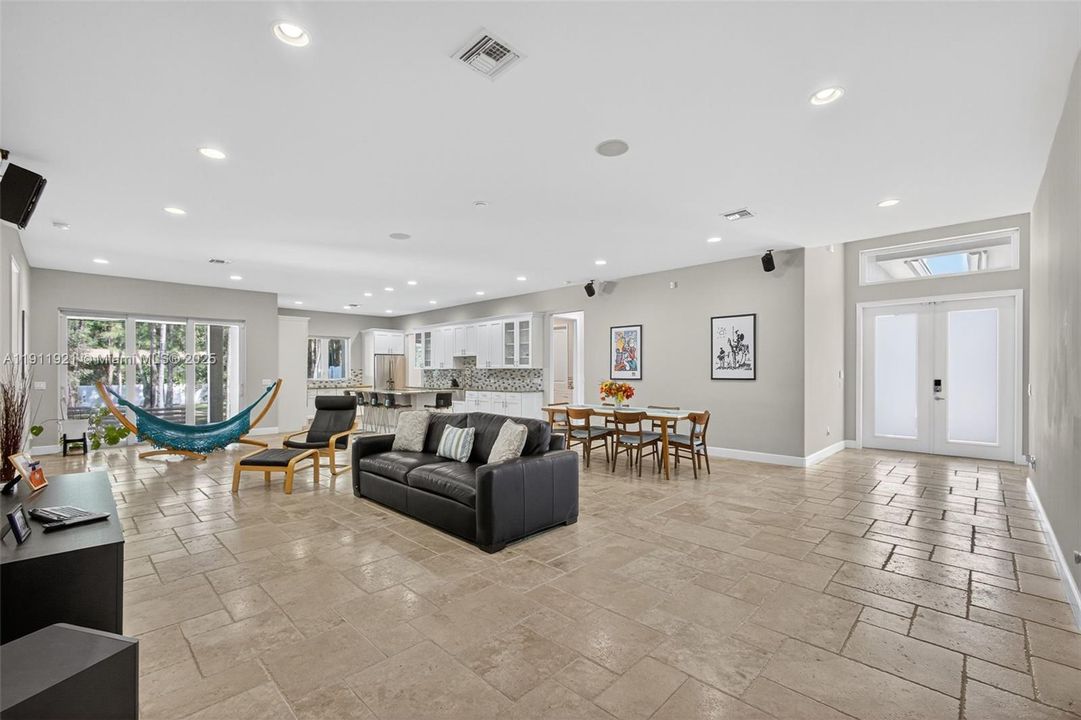 For Sale: $1,450,000 (4 beds, 3 baths, 3231 Square Feet)