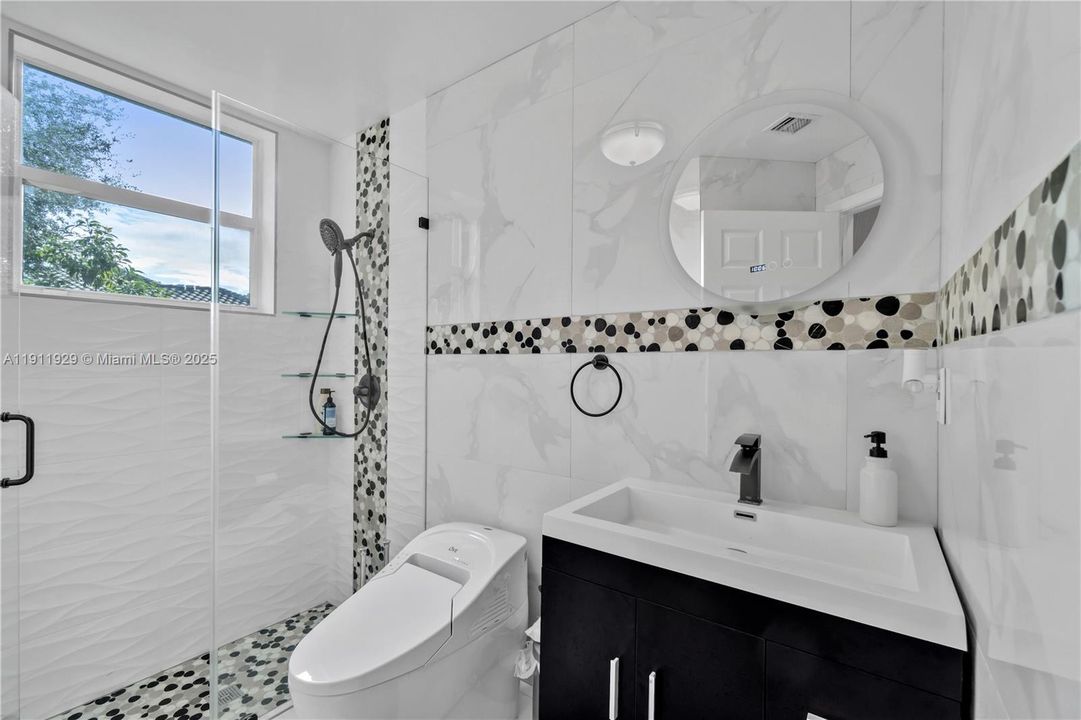 В аренду: $6,000 (5 спален, 3 ванн, 3582 Квадратных фут)