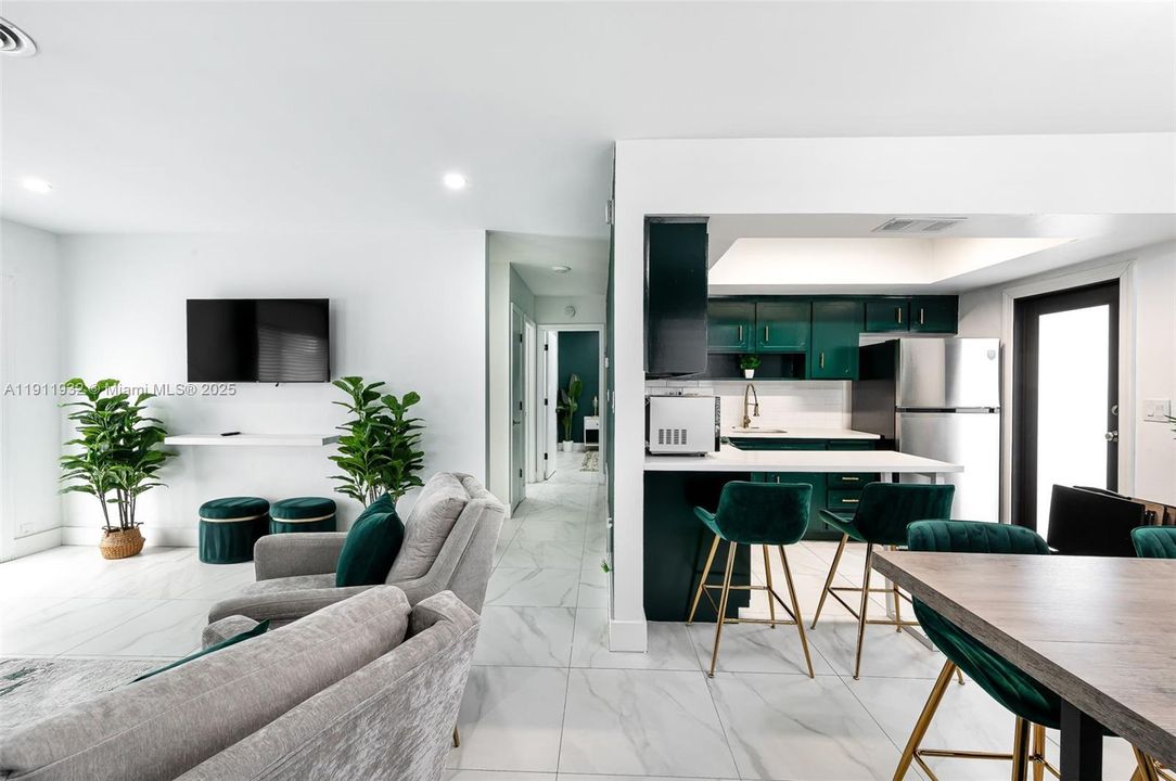 For Sale: $950,000 (0 beds, 0 baths, 2280 Square Feet)