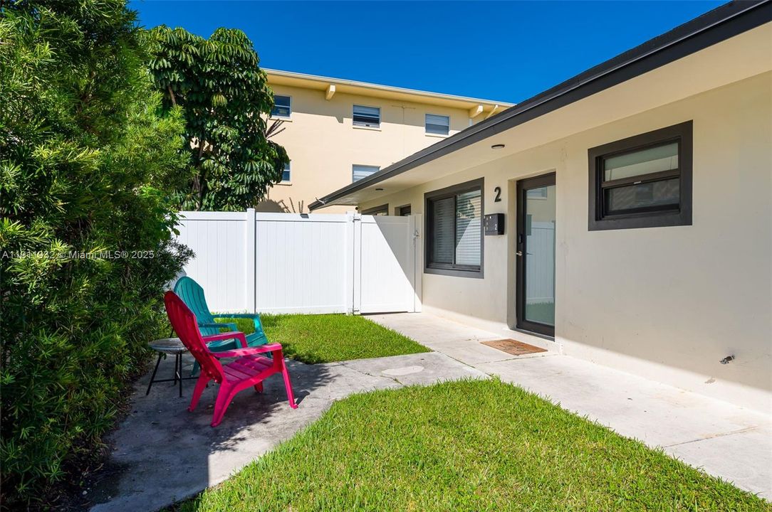 For Sale: $950,000 (0 beds, 0 baths, 2280 Square Feet)