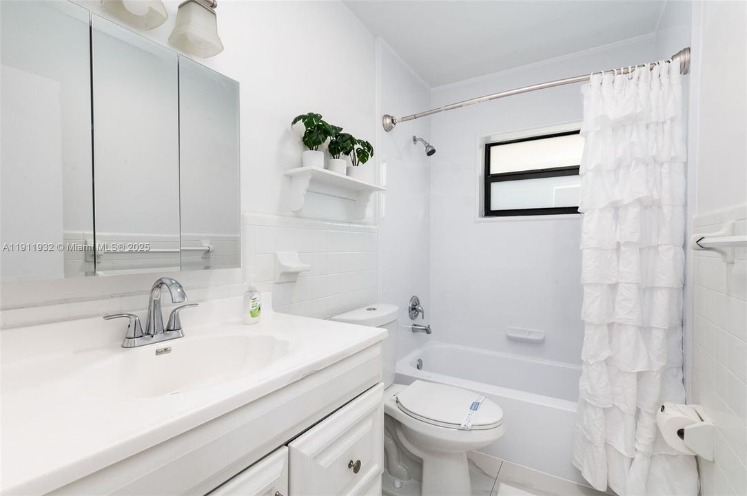 For Sale: $950,000 (0 beds, 0 baths, 2280 Square Feet)