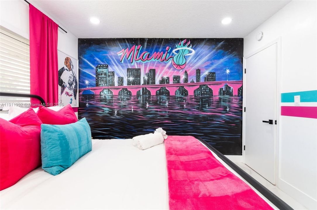 For Sale: $950,000 (0 beds, 0 baths, 2280 Square Feet)