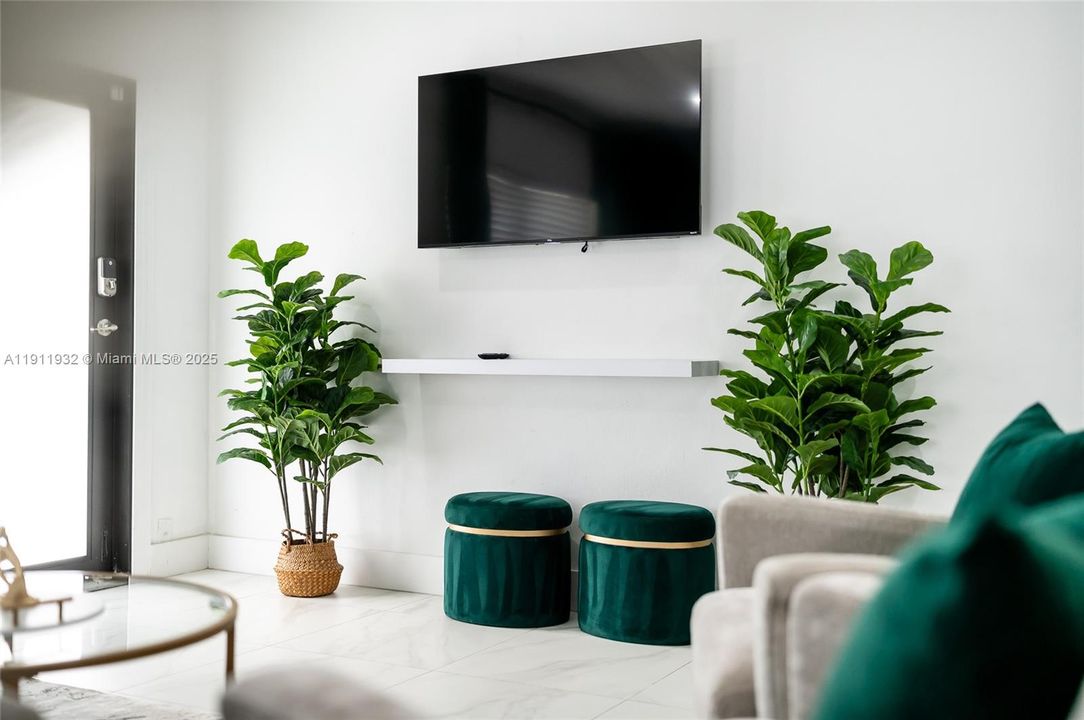 For Sale: $950,000 (0 beds, 0 baths, 2280 Square Feet)