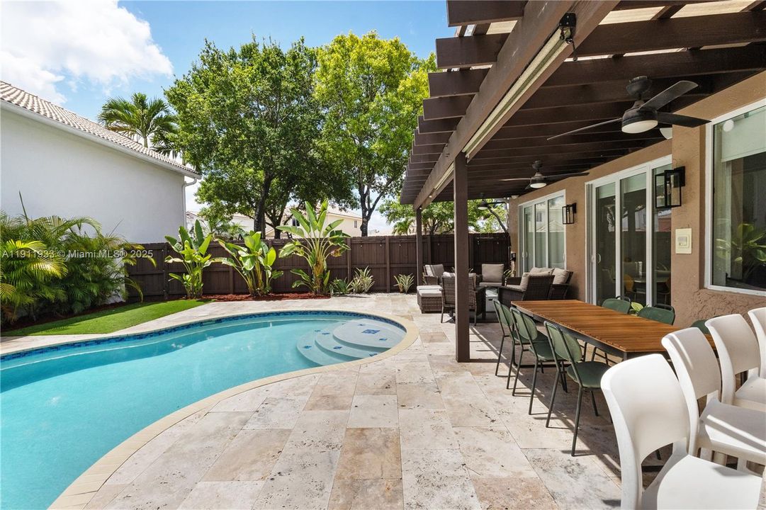 For Sale: $1,199,000 (4 beds, 2 baths, 2138 Square Feet)