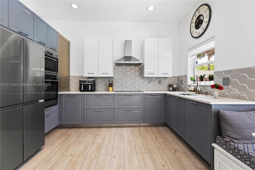 For Sale: $1,199,000 (4 beds, 2 baths, 2138 Square Feet)