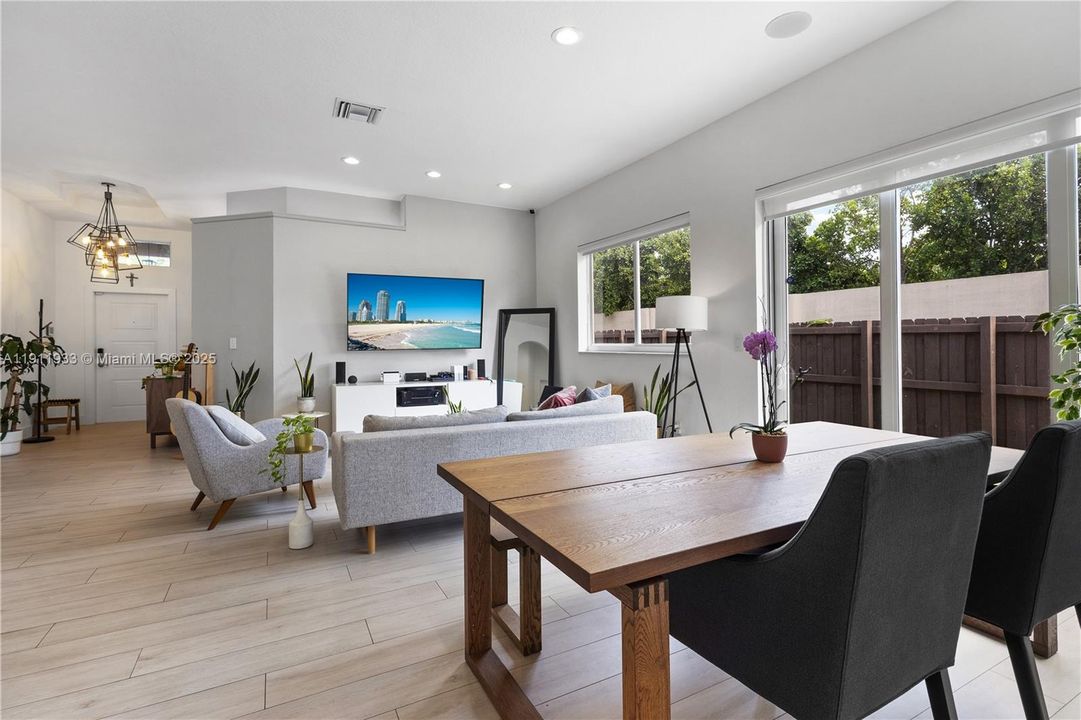 For Sale: $1,199,000 (4 beds, 2 baths, 2138 Square Feet)