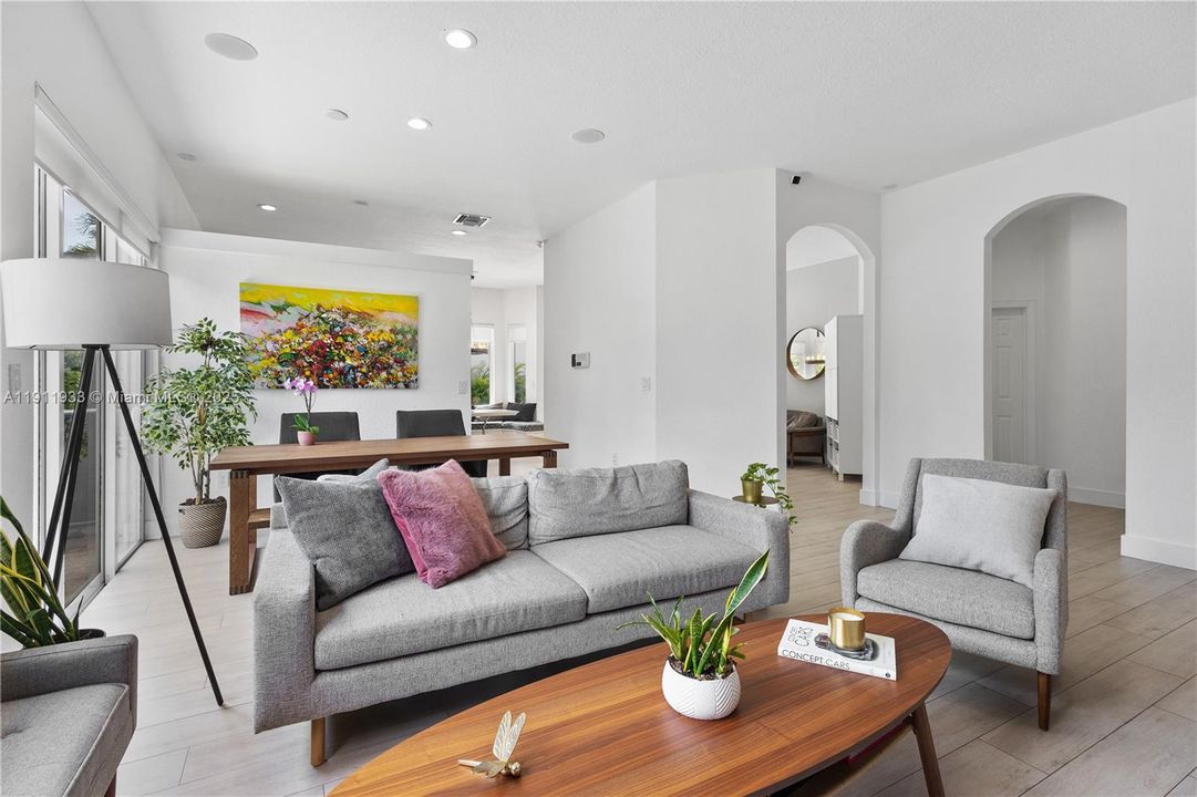 For Sale: $1,199,000 (4 beds, 2 baths, 2138 Square Feet)