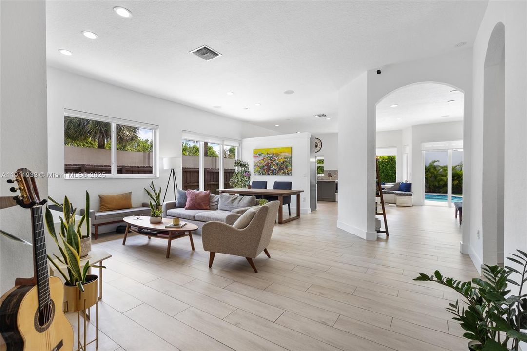 For Sale: $1,199,000 (4 beds, 2 baths, 2138 Square Feet)