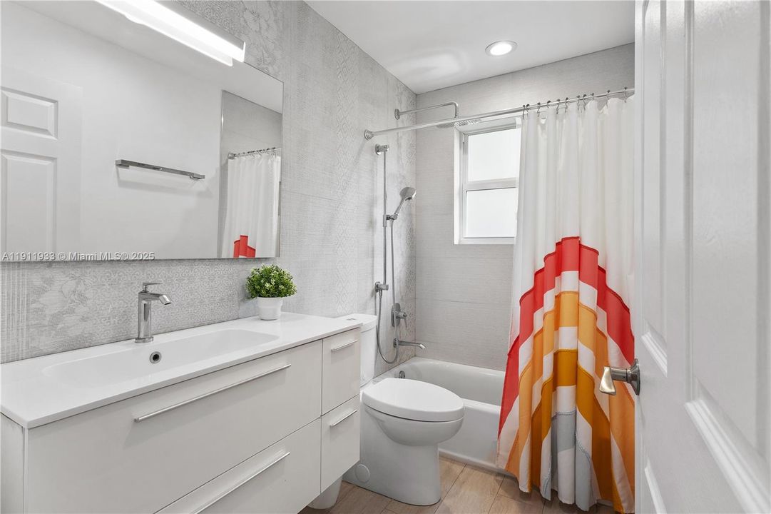 For Sale: $1,199,000 (4 beds, 2 baths, 2138 Square Feet)