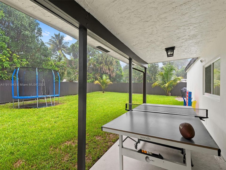 待售: $1,050,000 (6 贝兹, 5 浴室, 3066 平方英尺)