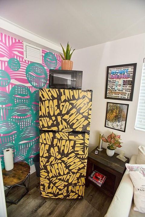 出租: $1,400 (0 贝兹, 1 浴室, 0 平方英尺)