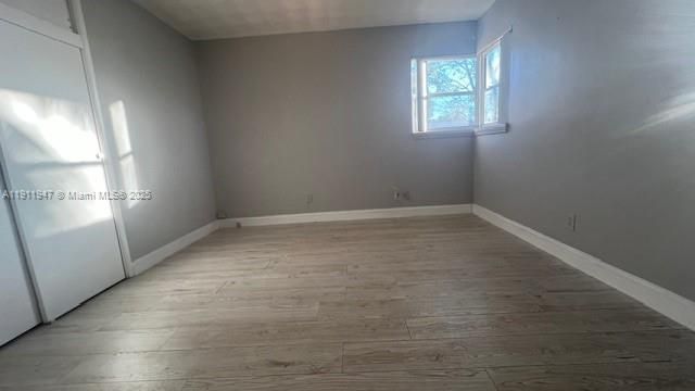 合同活跃: $2,450 (2 贝兹, 1 浴室, 1150 平方英尺)