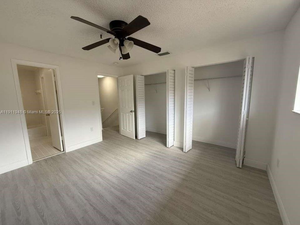 Active With Contract: $285,000 (2 beds, 1 baths, 0 Square Feet)