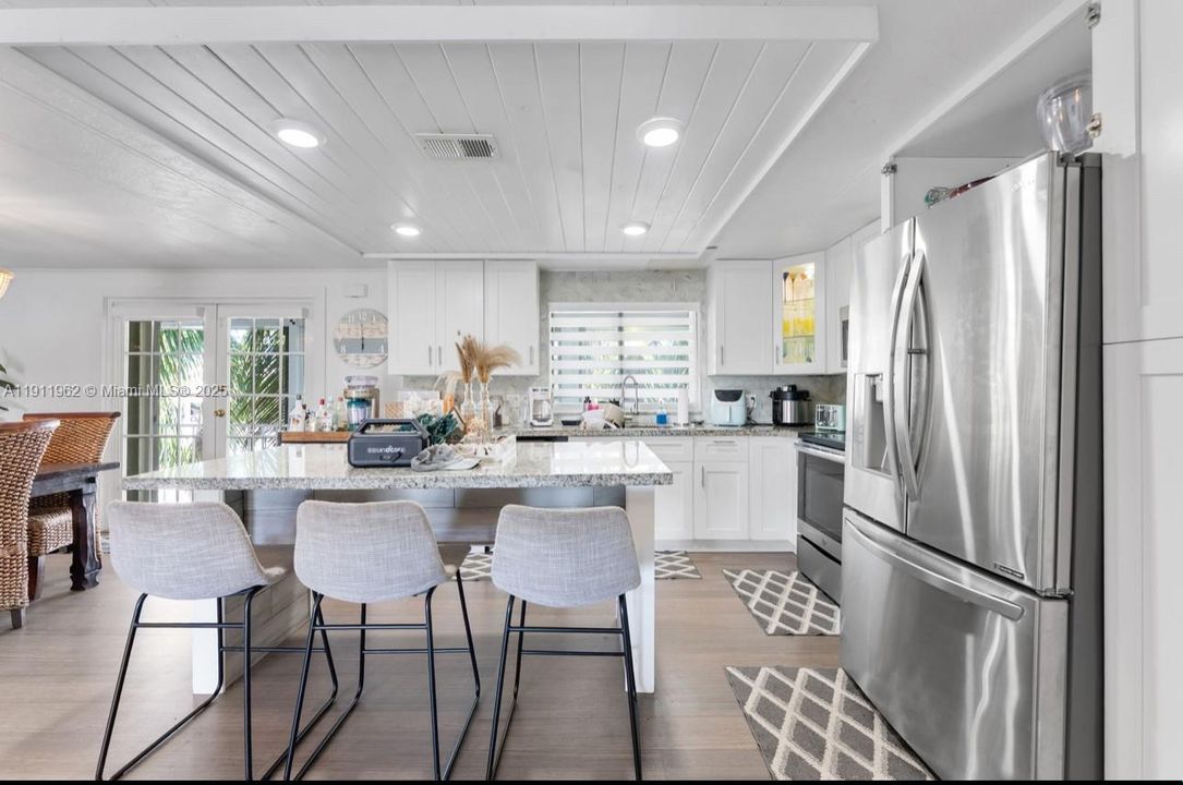 For Rent: $4,450 (4 beds, 2 baths, 0 Square Feet)