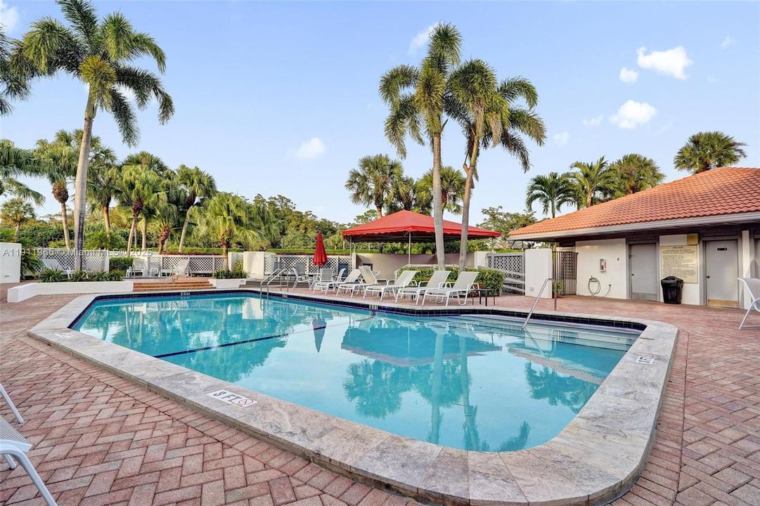 Activo con contrato: $298,000 (2 camas, 2 baños, 1229 Pies cuadrados)