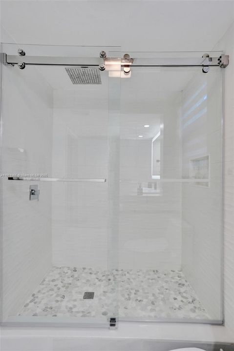 Activo con contrato: $298,000 (2 camas, 2 baños, 1229 Pies cuadrados)