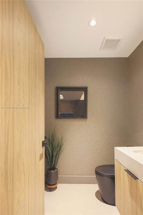 合同活跃: $1,195,000 (2 贝兹, 2 浴室, 1470 平方英尺)