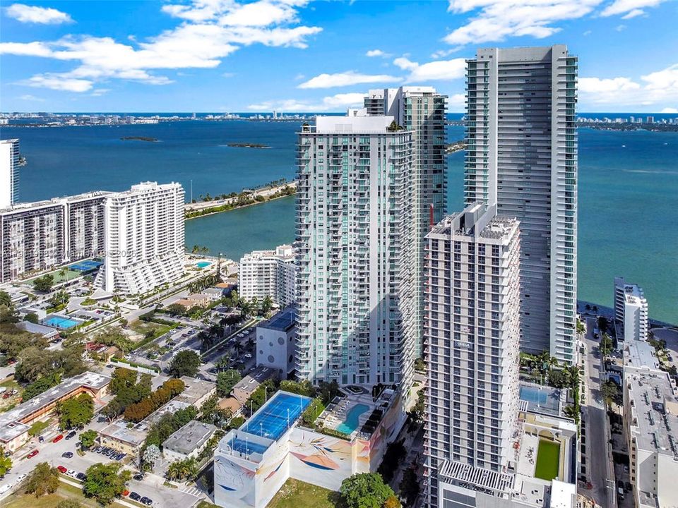 Recently Rented: $3,500 (1 beds, 1 baths, 610 Square Feet)