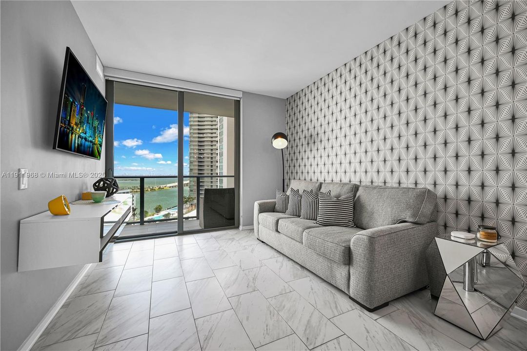 Recently Rented: $3,500 (1 beds, 1 baths, 610 Square Feet)