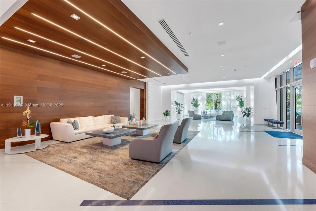 出租: $5,999 (3 贝兹, 3 浴室, 1541 平方英尺)