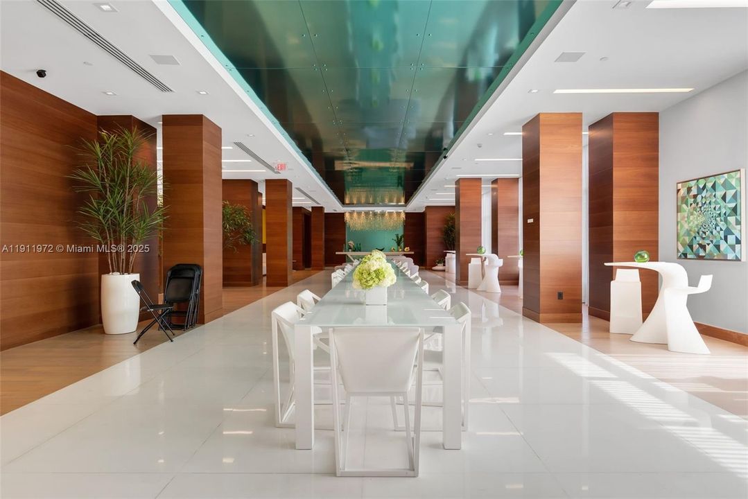 出租: $5,999 (3 贝兹, 3 浴室, 1541 平方英尺)