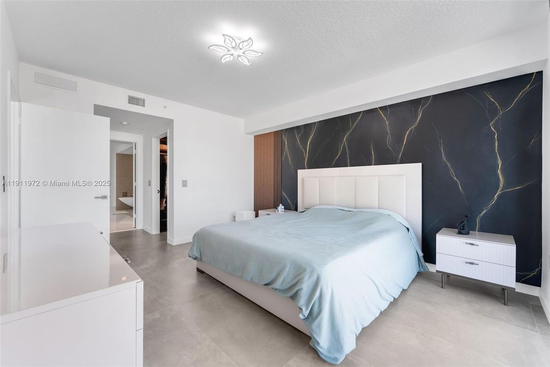 出租: $5,999 (3 贝兹, 3 浴室, 1541 平方英尺)