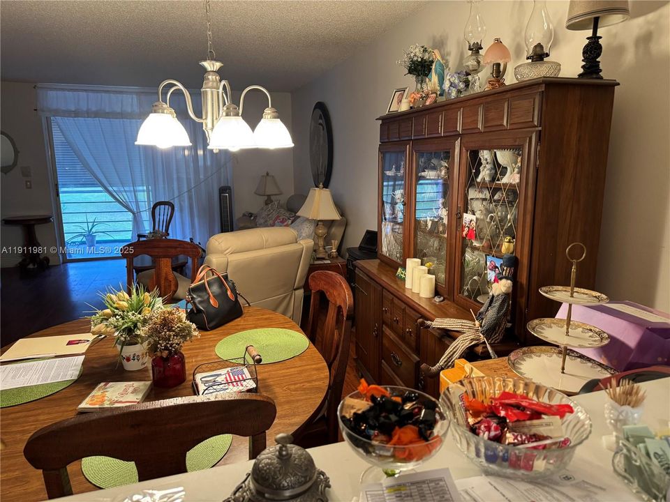 En Venta: $135,000 (2 camas, 2 baños, 1025 Pies cuadrados)