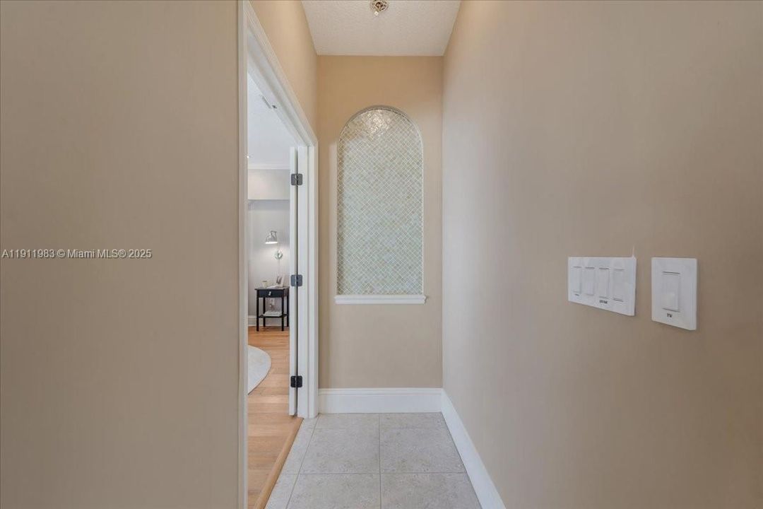 En Renta: $7,300 (4 camas, 2 baños, 3038 Pies cuadrados)