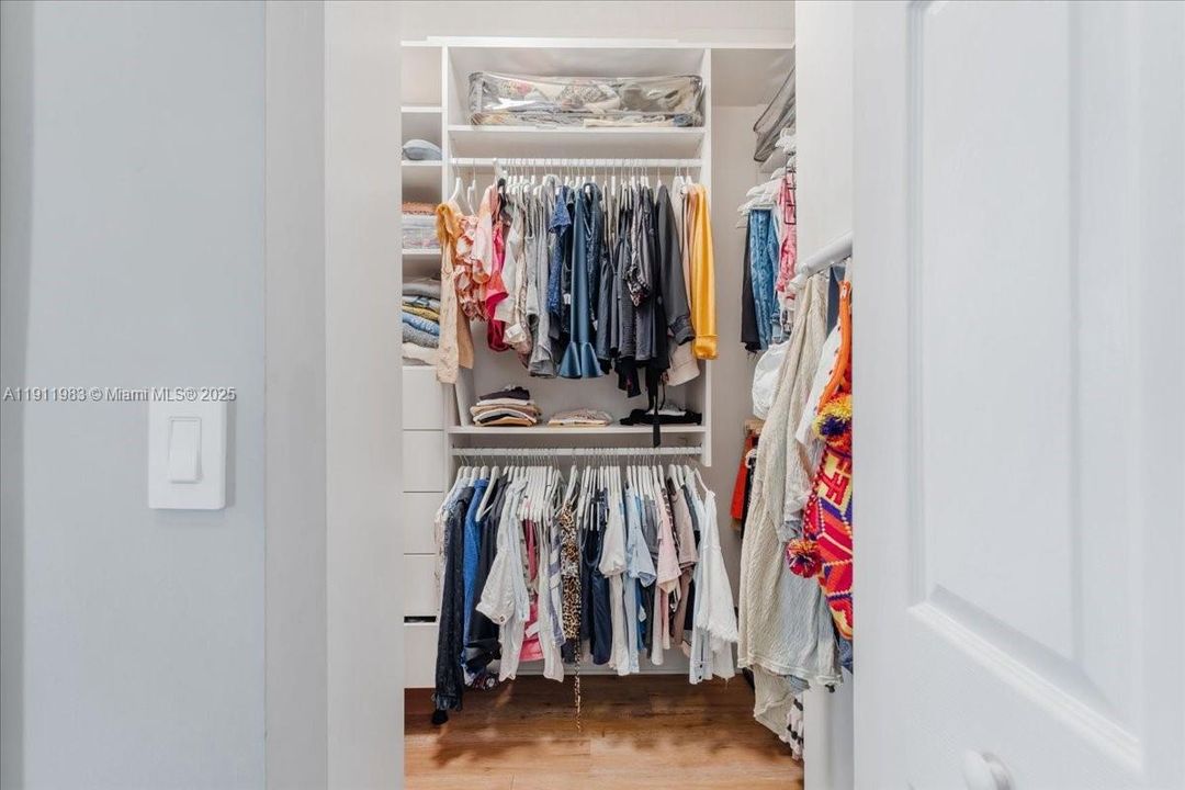 En Renta: $7,300 (4 camas, 2 baños, 3038 Pies cuadrados)