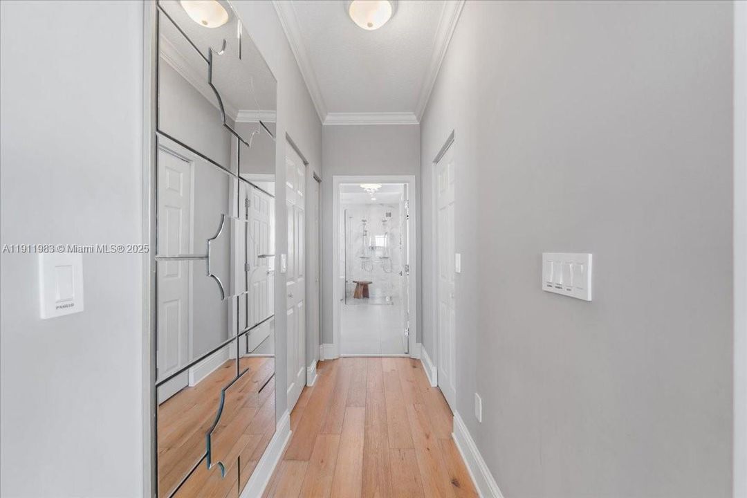 En Renta: $7,300 (4 camas, 2 baños, 3038 Pies cuadrados)