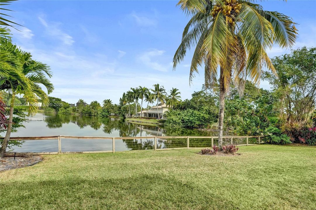 最近租的: $7,500 (4 贝兹, 3 浴室, 2879 平方英尺)