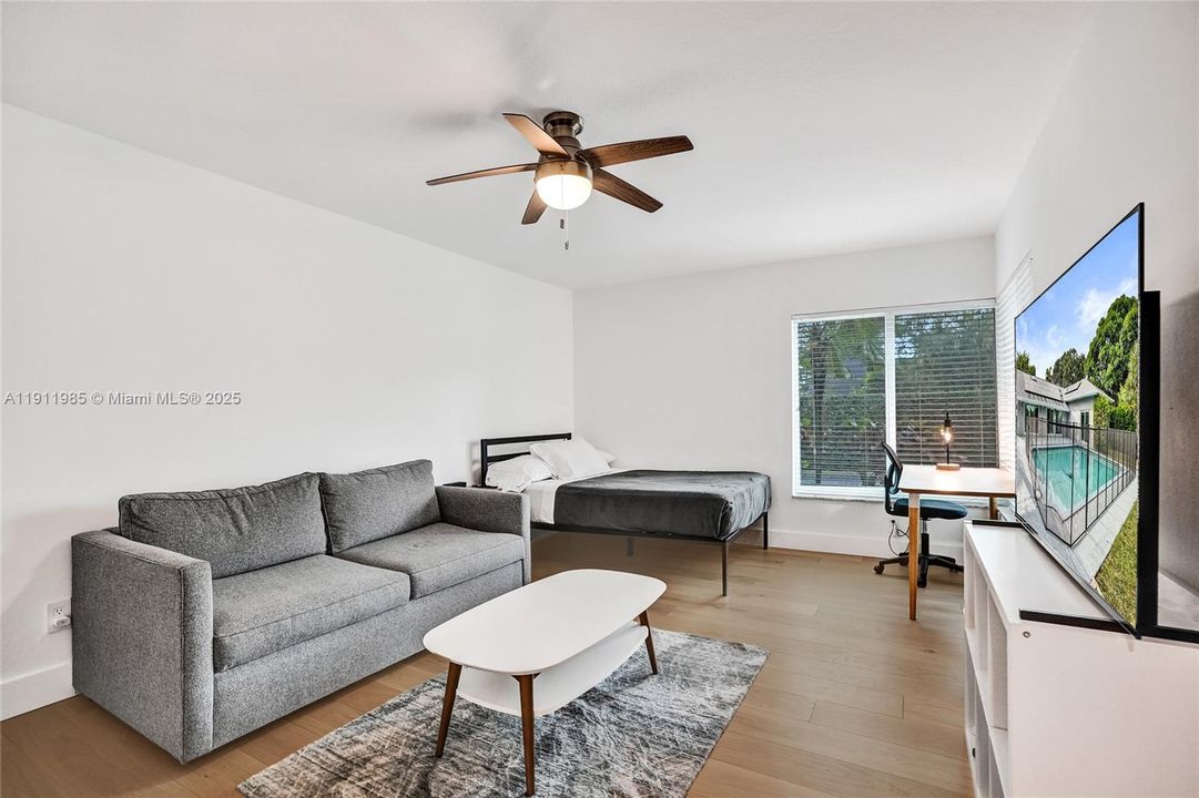 最近租的: $7,500 (4 贝兹, 3 浴室, 2879 平方英尺)