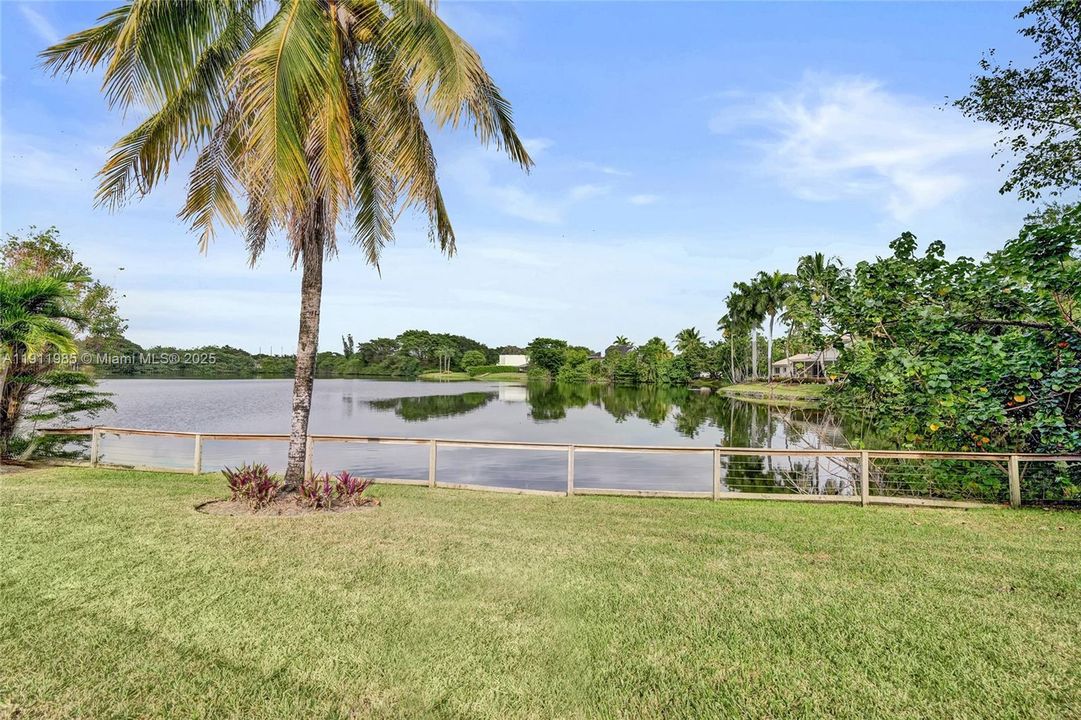 最近租的: $7,500 (4 贝兹, 3 浴室, 2879 平方英尺)