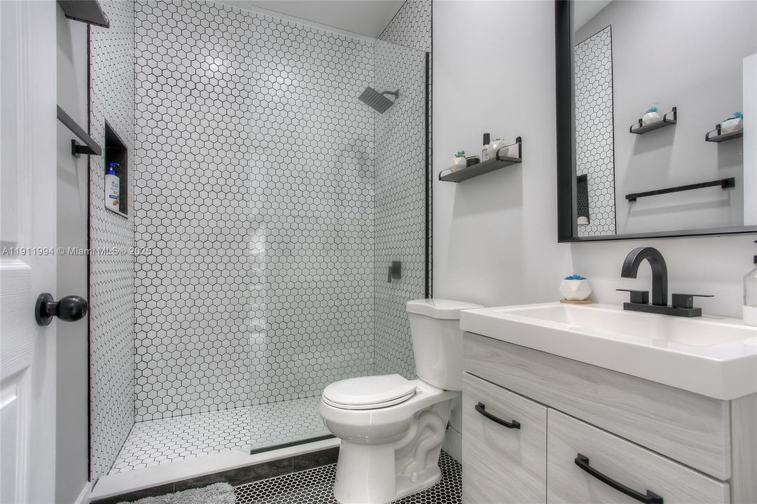 Active With Contract: $3,750 (4 beds, 2 baths, 1697 Square Feet)