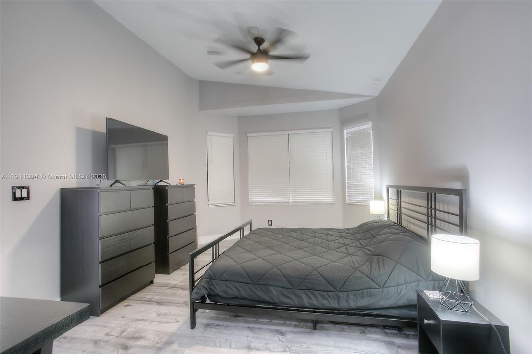 Active With Contract: $3,750 (4 beds, 2 baths, 1697 Square Feet)