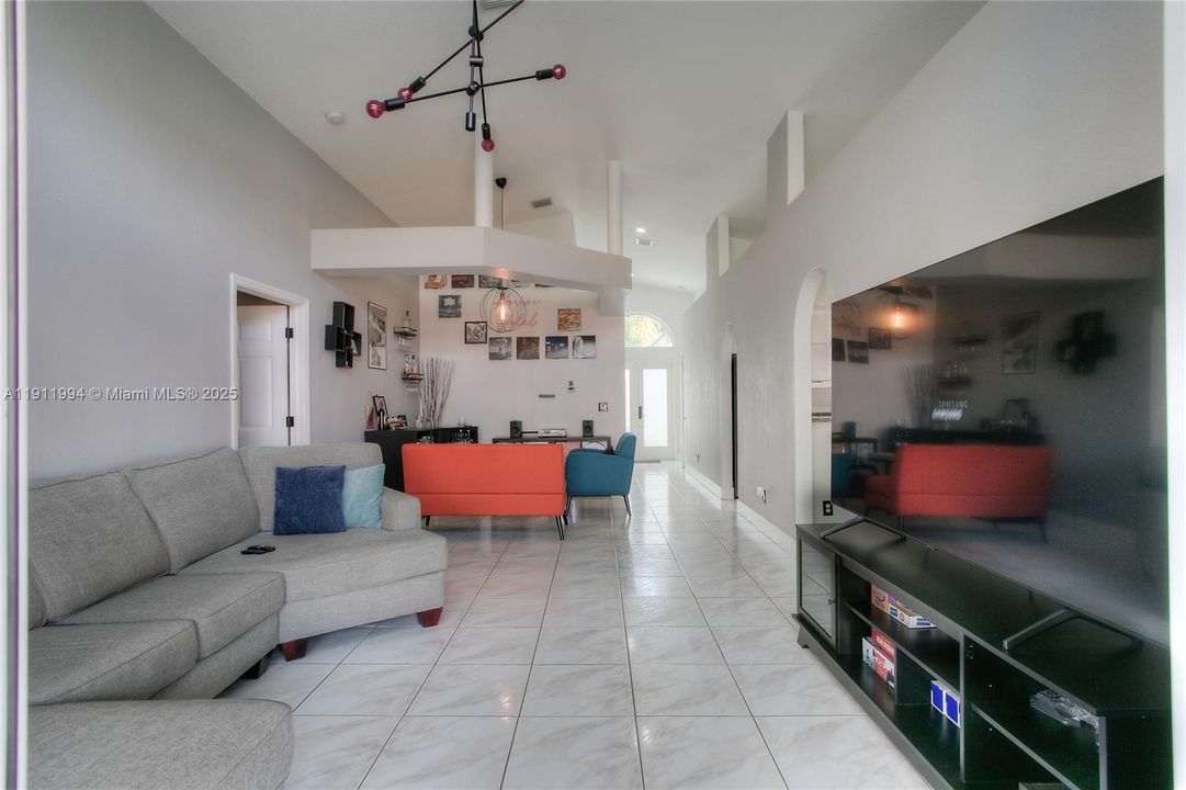 Active With Contract: $3,750 (4 beds, 2 baths, 1697 Square Feet)