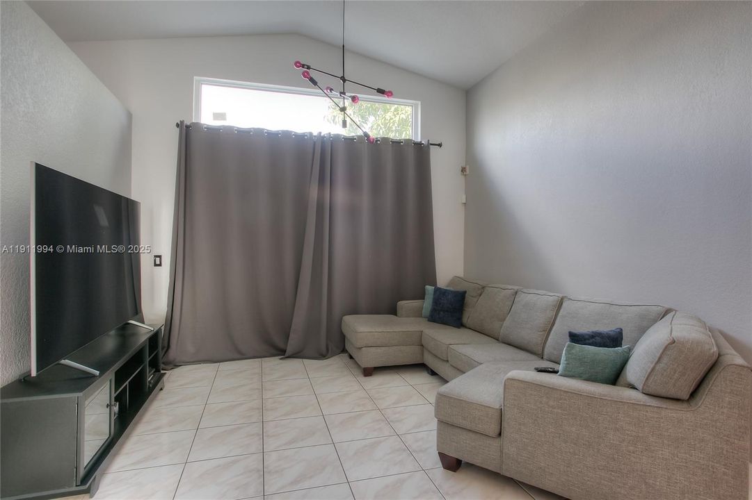 Active With Contract: $3,750 (4 beds, 2 baths, 1697 Square Feet)