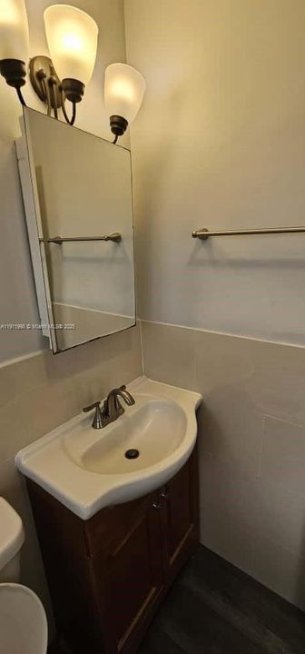 В аренду: $1,500 (1 спален, 1 ванн, 4008 Квадратных фут)