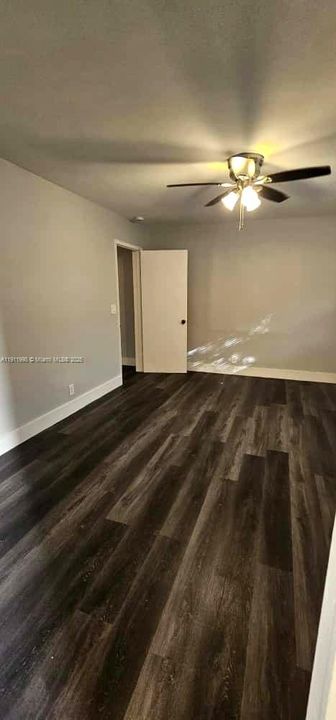 В аренду: $1,500 (1 спален, 1 ванн, 4008 Квадратных фут)