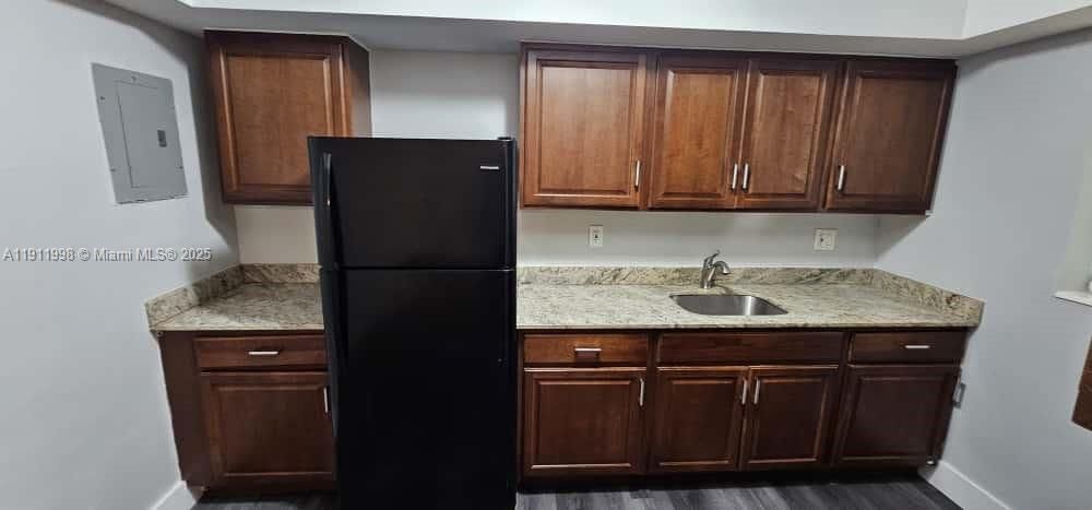 В аренду: $1,500 (1 спален, 1 ванн, 4008 Квадратных фут)