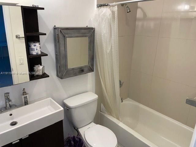 На продажу: $599,000 (3 спален, 2 ванн, 1468 Квадратных фут)