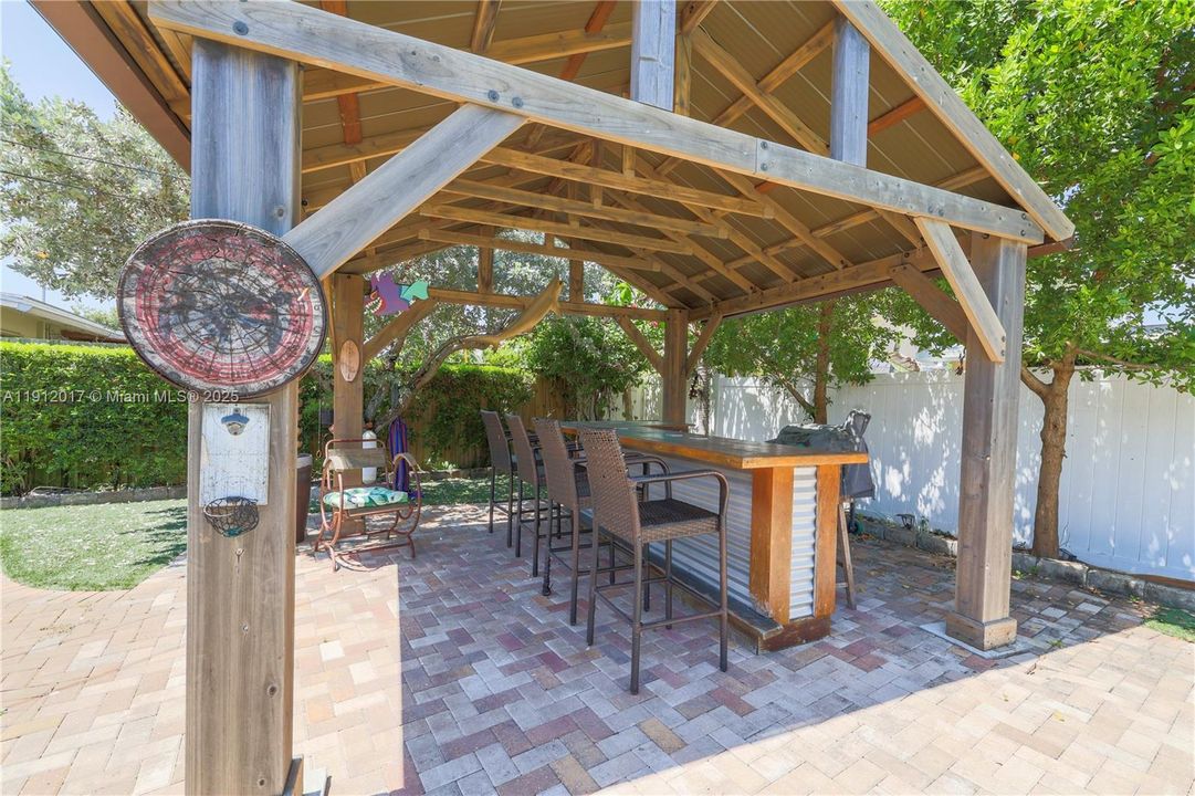 For Rent: $5,990 (3 beds, 2 baths, 1248 Square Feet)