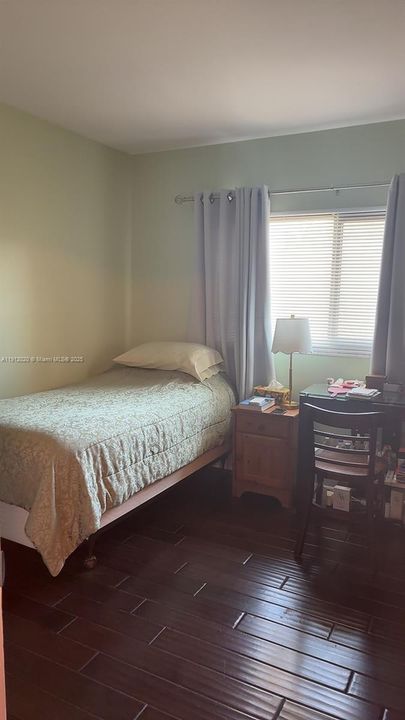 For Sale: $322,900 (3 beds, 2 baths, 1590 Square Feet)