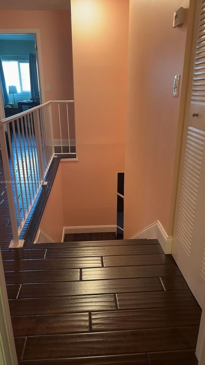 For Sale: $322,900 (3 beds, 2 baths, 1590 Square Feet)