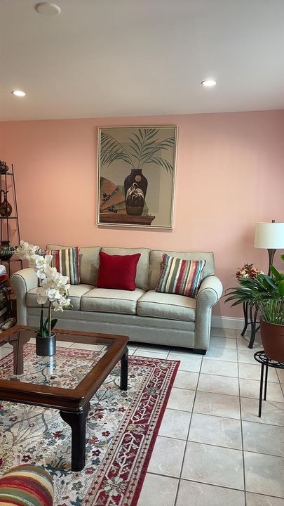 For Sale: $322,900 (3 beds, 2 baths, 1590 Square Feet)