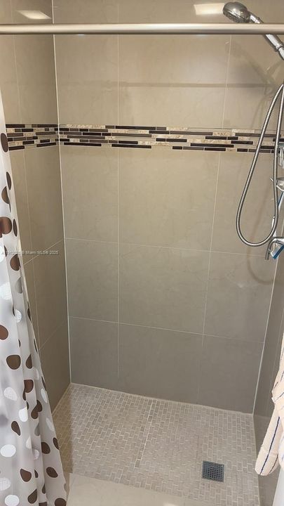 For Sale: $322,900 (3 beds, 2 baths, 1590 Square Feet)