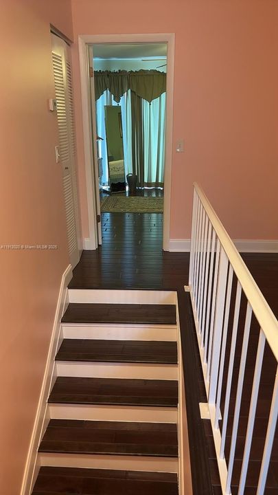 For Sale: $322,900 (3 beds, 2 baths, 1590 Square Feet)