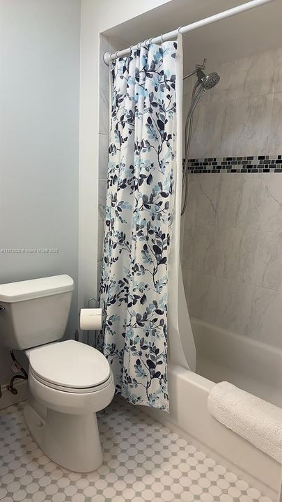 For Sale: $322,900 (3 beds, 2 baths, 1590 Square Feet)